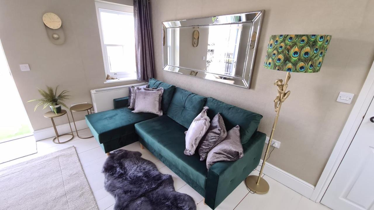 The Loughborough - Elegant, Glamourous Boutique 1 Bed, Central Truro Exterior foto